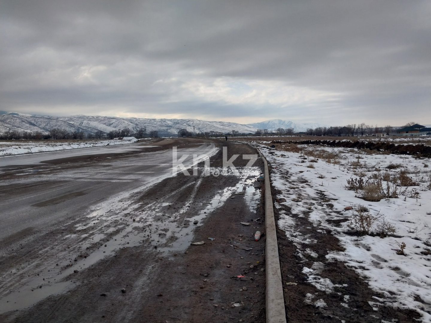 Продажа участка, 2 га - Продажа земельных участков в Алматы с фото фото 1 из 1