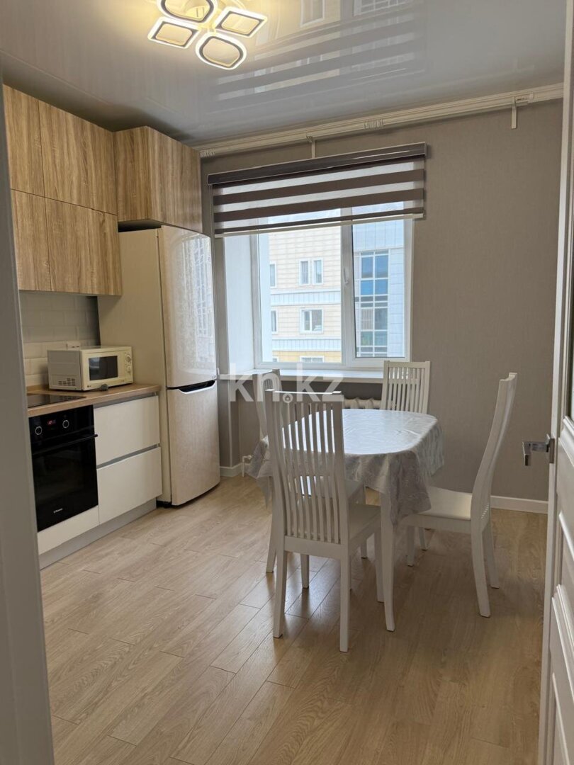 Аренда 1-комнатной квартиры, 41 м² в Астане