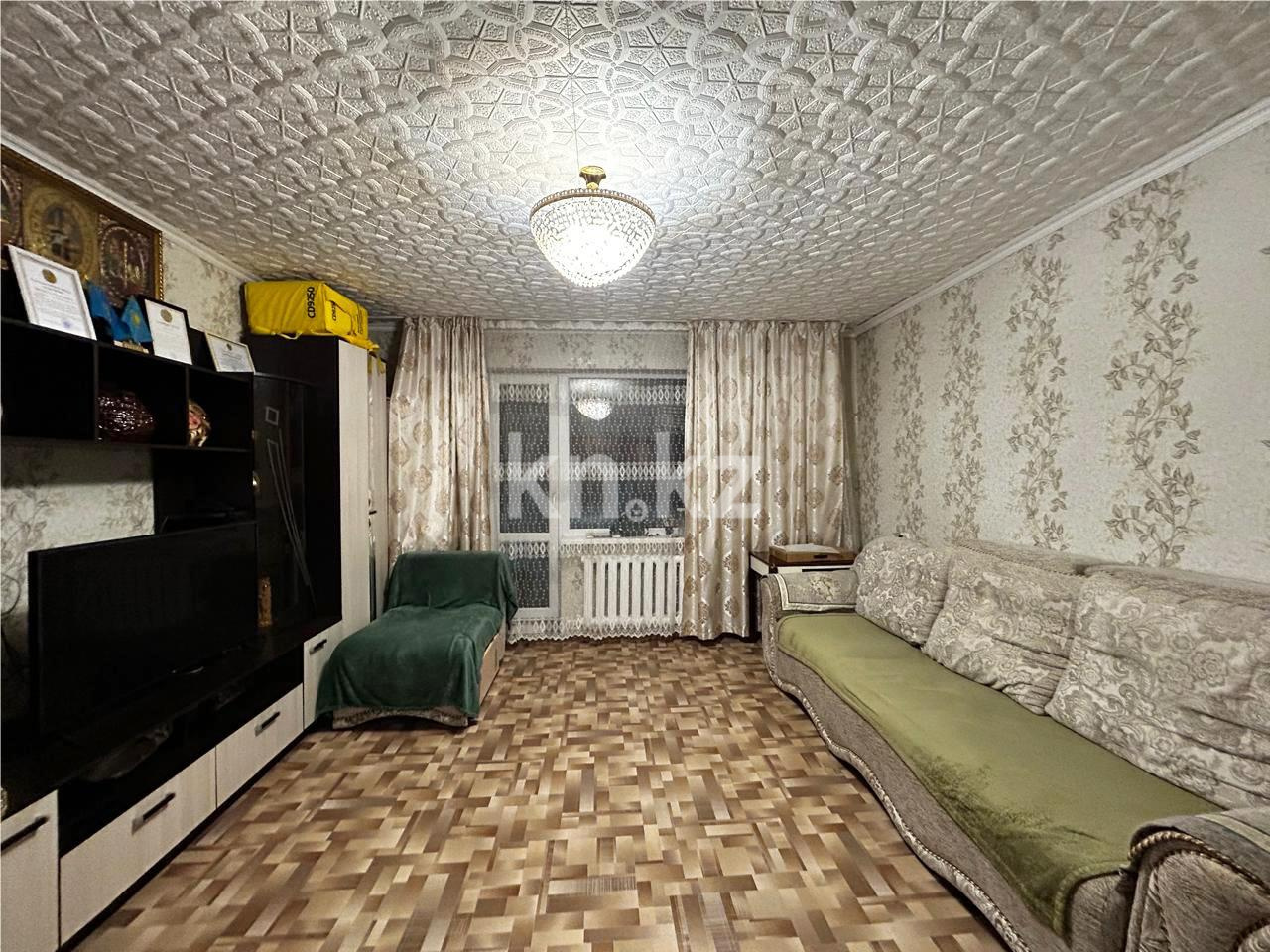 Продажа 3-комнатной квартиры, 65 м², ул. Гапеева - Продажа квартир в Караганде с фото фото 1 из 15