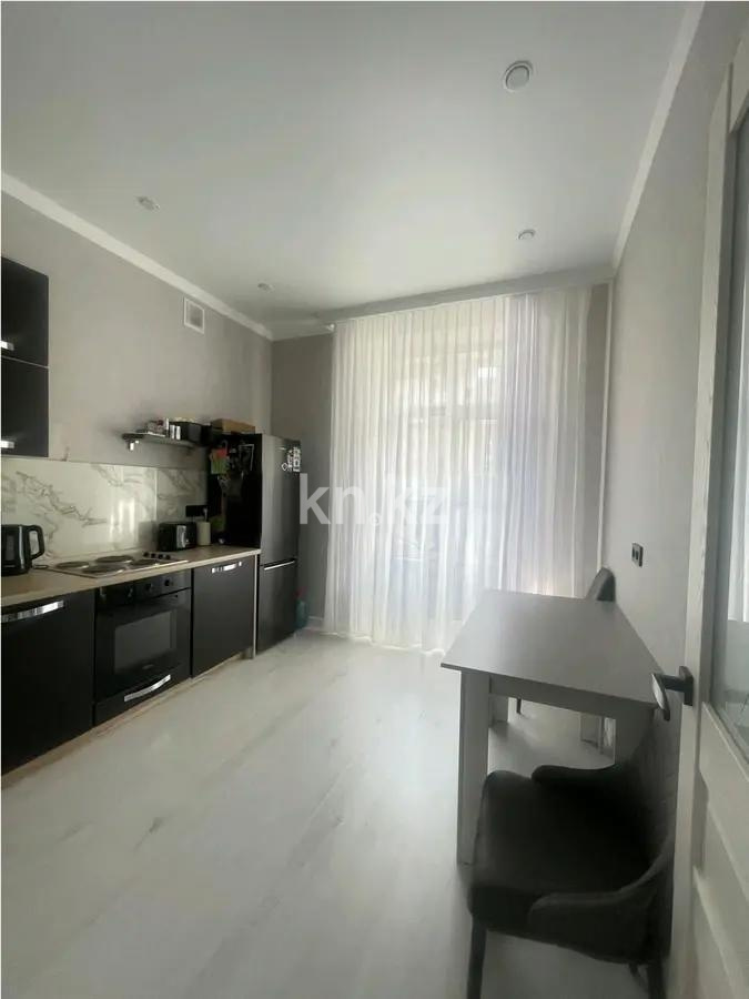 Продажа 1-комнатной квартиры, 37 м² - Продажа зданий в Алматинской области фото 2 из 3