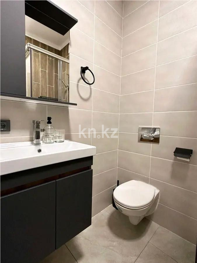 Продажа 1-комнатной квартиры, 46.8 м², мкр-н Самал-3, дом  15 в Алматы - фото 4