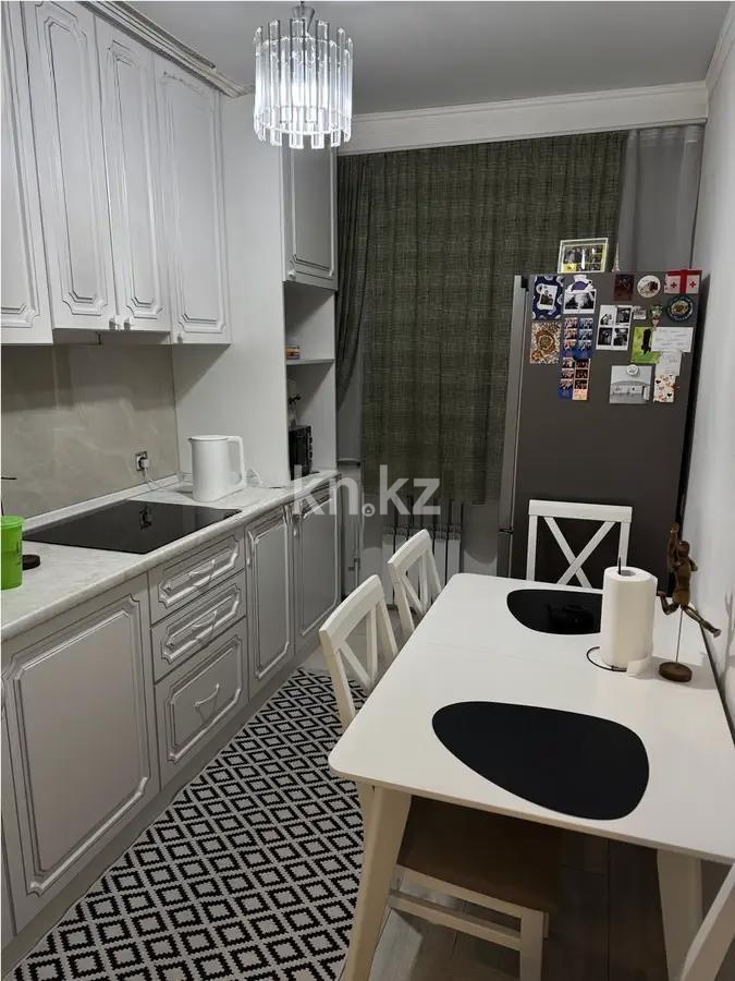 Продажа 1-комнатной квартиры, 45 м², мкр-н Аксай-1, дом  4а в Алматы - фото 2
