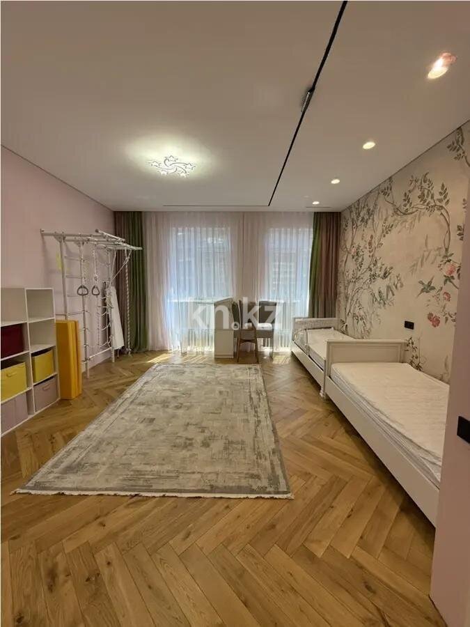 Продажа 3-комнатной квартиры, 142 м² в Алматы - фото 2
