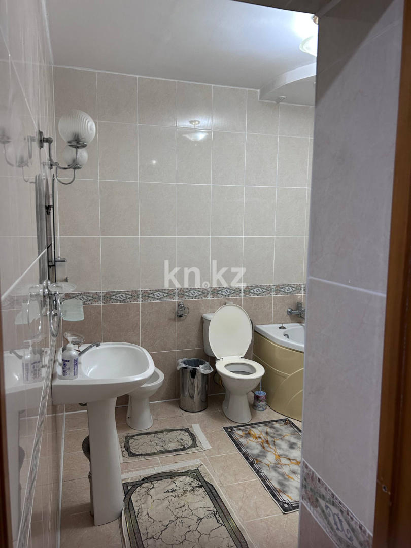 Аренда 8-комнатного дома, 392 м², ул. Акарыс - Аренда домов в Астане фото 33 из 37