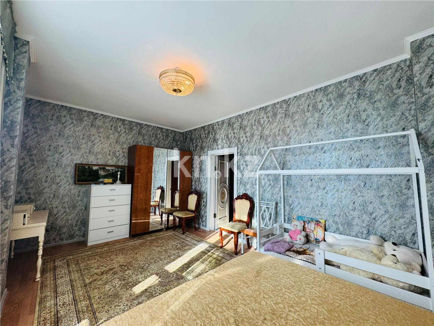 Продажа 2-комнатной квартиры, 82 м², ул. Сарайшык в Астане - фото 3