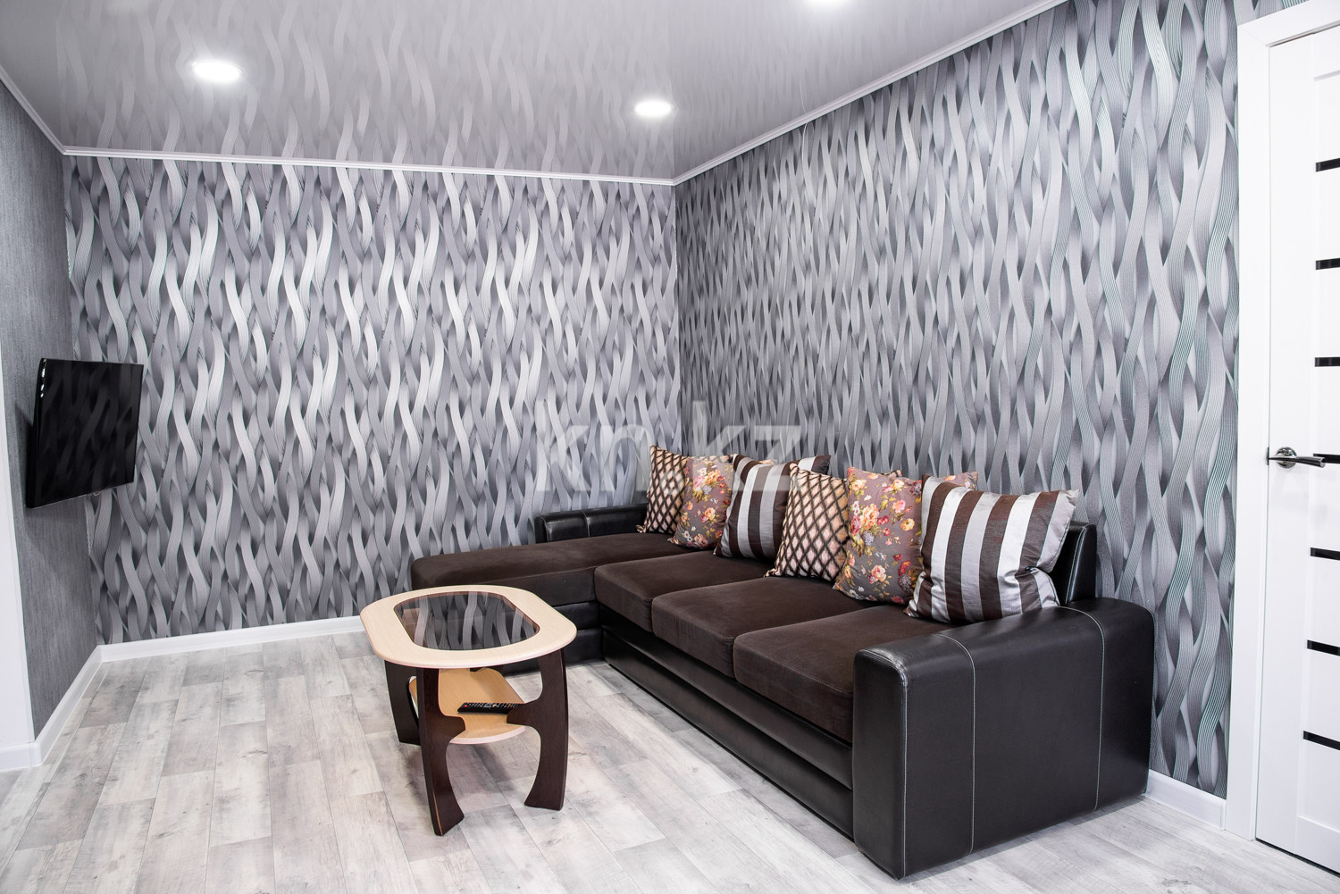 Аренда 1-комнатной квартиры посуточно, 32 м², ул. Гоголя, дом  53 - Аренда  однокомнатных квартир посуточно в Караганде с фото фото 4 из 15