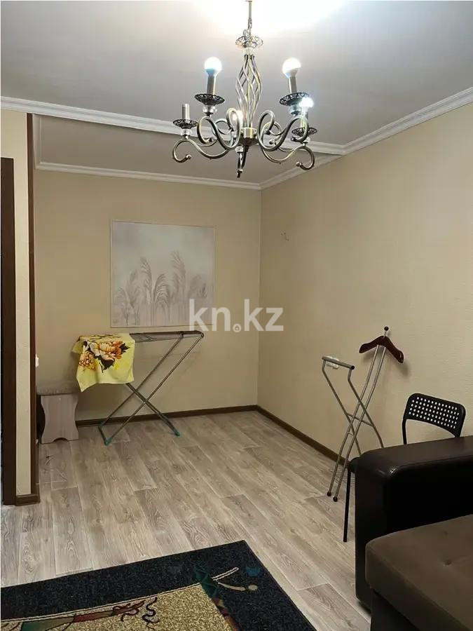 Продажа 1-комнатной квартиры, 37 м², ул. Крылова, дом  58 - Продажа и аренда недвижимости в Караганде фото 1 из 4