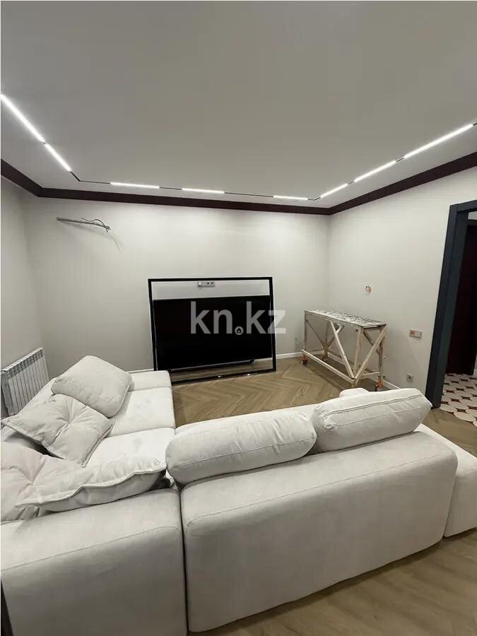 Продажа 2-комнатной квартиры, 70 м² в Караганде