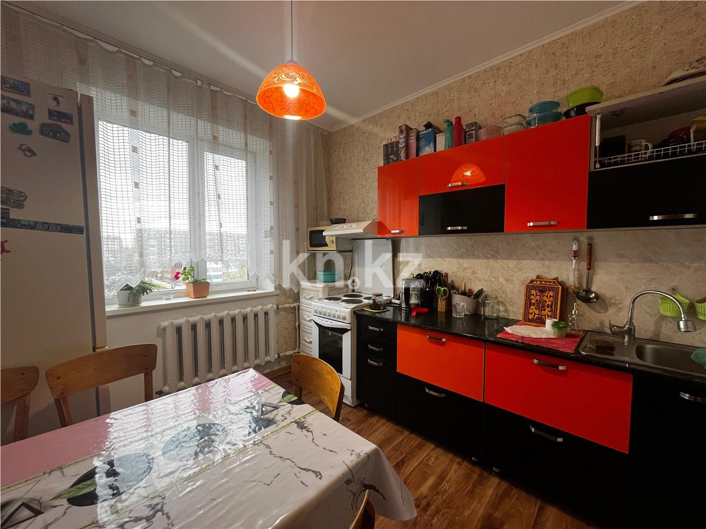 Продажа 3-комнатной квартиры, 63 м², мкр-н Голубые Пруды - Продажа квартир в Караганде фото 8 из 14