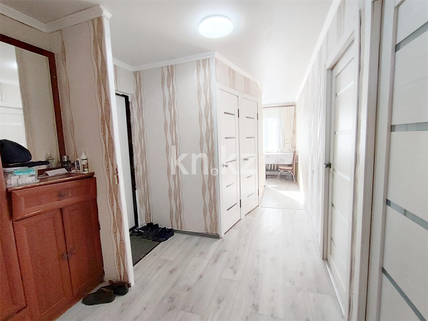 Продажа 3-комнатной квартиры, 61 м², мкр-н 14 - Продажа квартир в Караганде фото 17 из 21