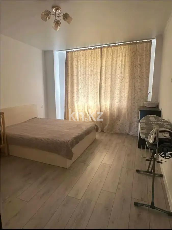 Продажа 3-комнатной квартиры, 92 м² - Продажа квартир в Караганде - страница 2 фото 2 из 6