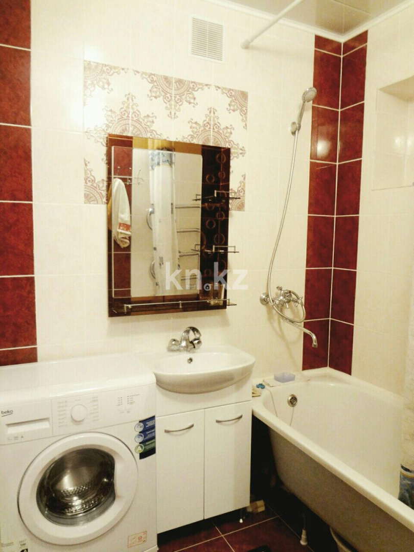 Аренда 2-комнатной квартиры посуточно, 60 м² - Аренда двухкомнатных квартир посуточно в Казахстане - страница 4 фото 8 из 15