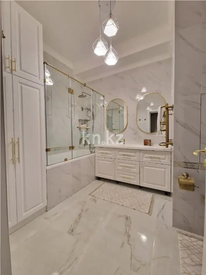 Продажа 3-комнатной квартиры, 140 м², пр. Кабанбай батыра, дом  6/3 в Астане - фото 5