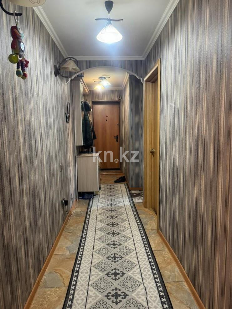 Продажа 3-комнатной квартиры, 59 м², мкр-н 6, дом  3 - Продажа квартир в Караганде фото 10 из 13