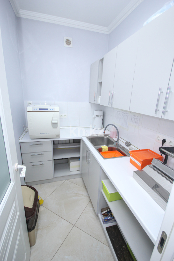 Продажа , 80 м², Гагарина - Продажа зданий в Алматы фото 3 из 5