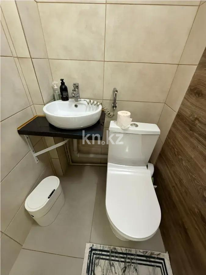 Продажа 2-комнатной квартиры, 75 м², ул. Байтурсынова, дом  41 блок 3 в Астане - фото 4