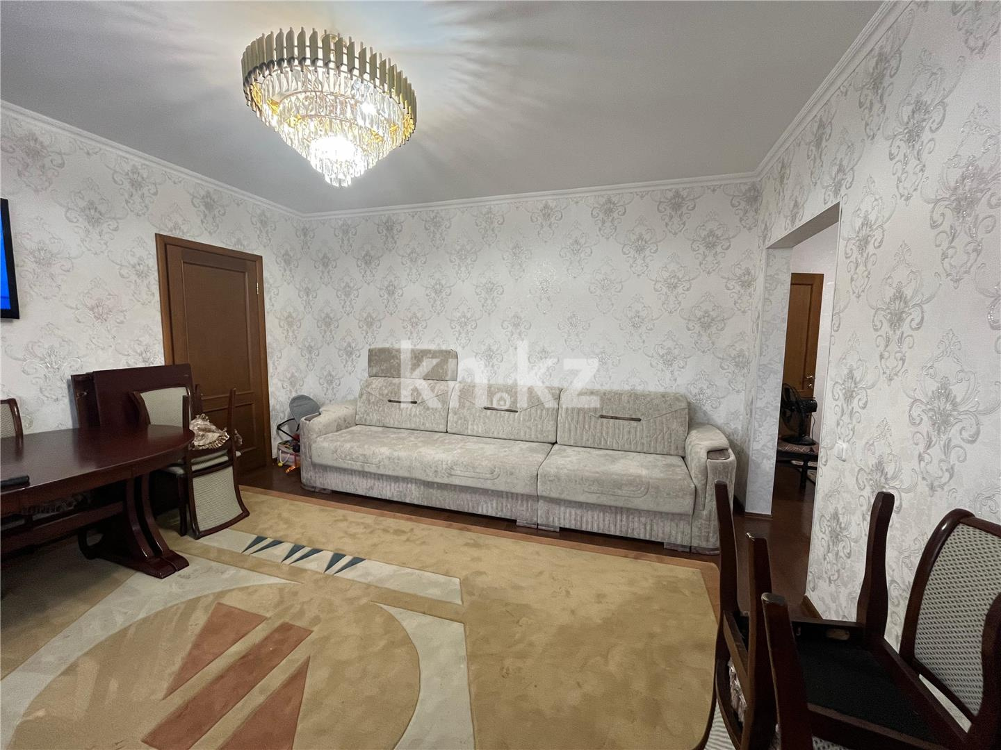 Продажа 5-комнатной квартиры, 94 м², мкр-н Голубые Пруды - Продажа  пятикомнатных квартир в Караганде фото 3 из 33