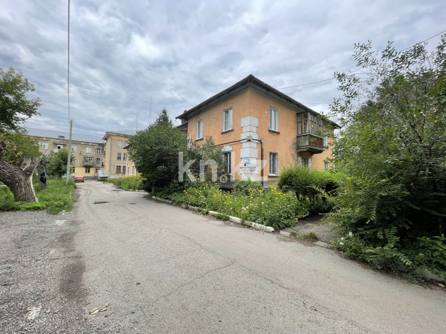 Продажа 3-комнатной квартиры, 62 м², пр. Шакарима, дом  161а - Продажа квартир в Усть-Каменогорске с фото фото 1 из 13