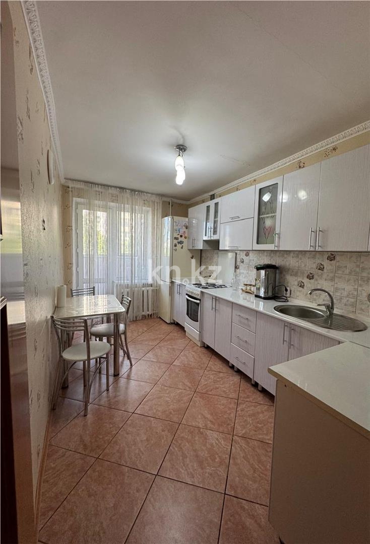 Продажа 3-комнатной квартиры, 64 м², мкр-н Орбита-1 - Продажа  трехкомнатных квартир в Караганде фото 7 из 15