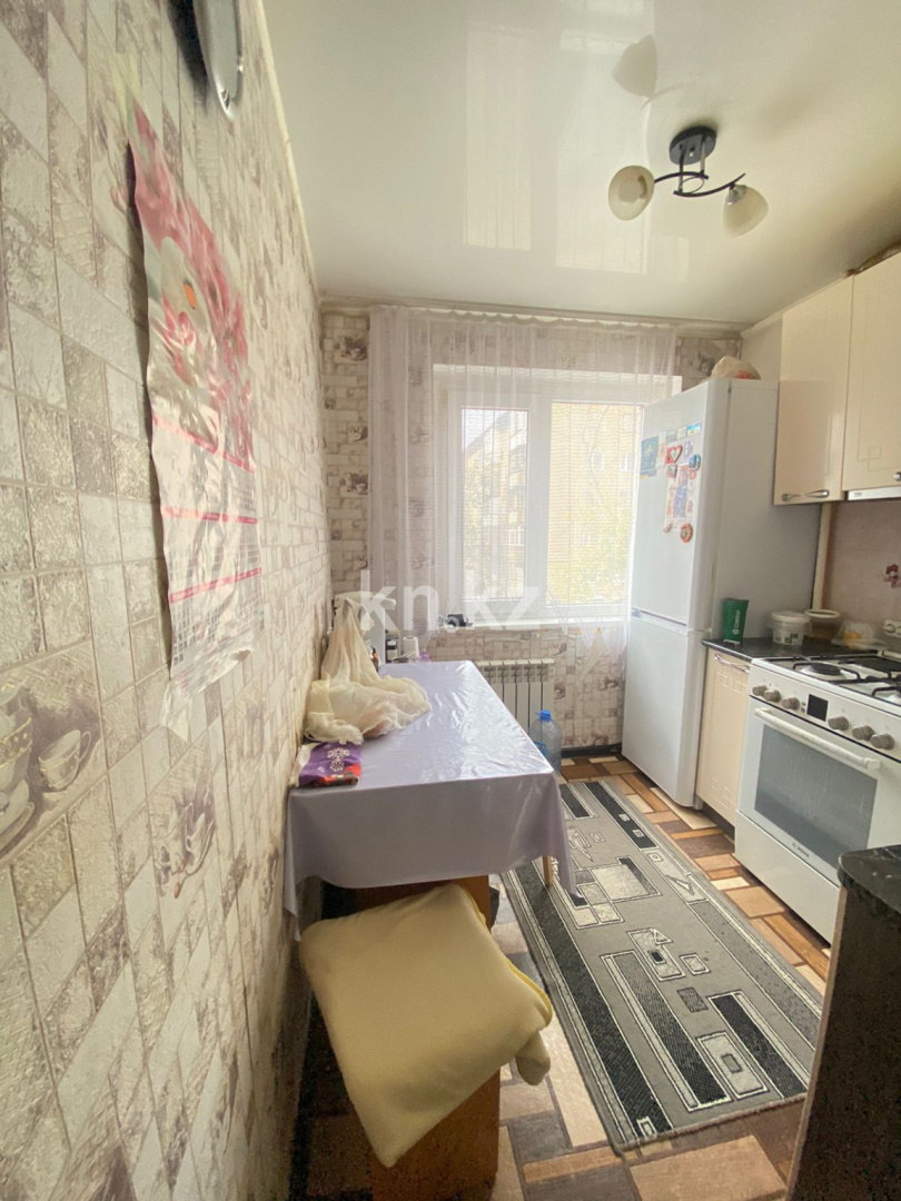Продажа 4-комнатной квартиры, 62 м², ул. Муканова, дом  8 - Продажа  четырехкомнатных квартир в Караганде фото 3 из 15