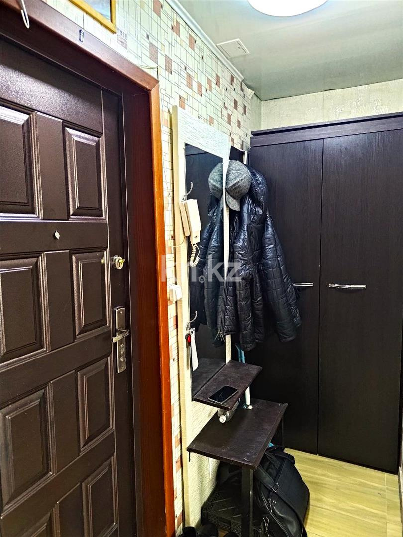 Продажа 1-комнатной квартиры, 31 м², 23 мкр., дом  39а в Караганде - фото 8