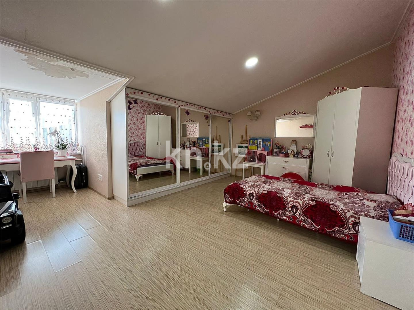 Продажа 4-комнатной квартиры, 202 м², ул. Таттимбета - Продажа квартир в Караганде с фото фото 13 из 21