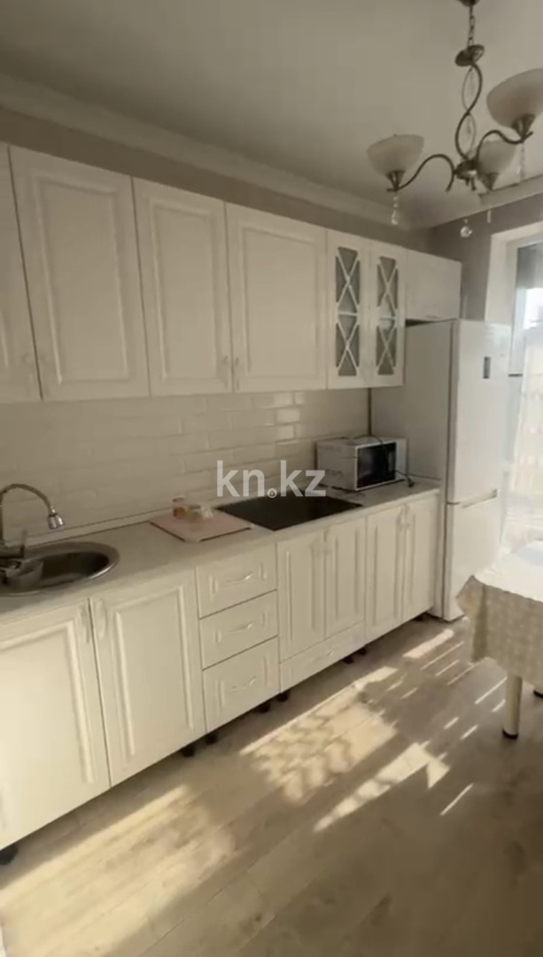 Аренда 1-комнатной квартиры, 39 м² в Астане