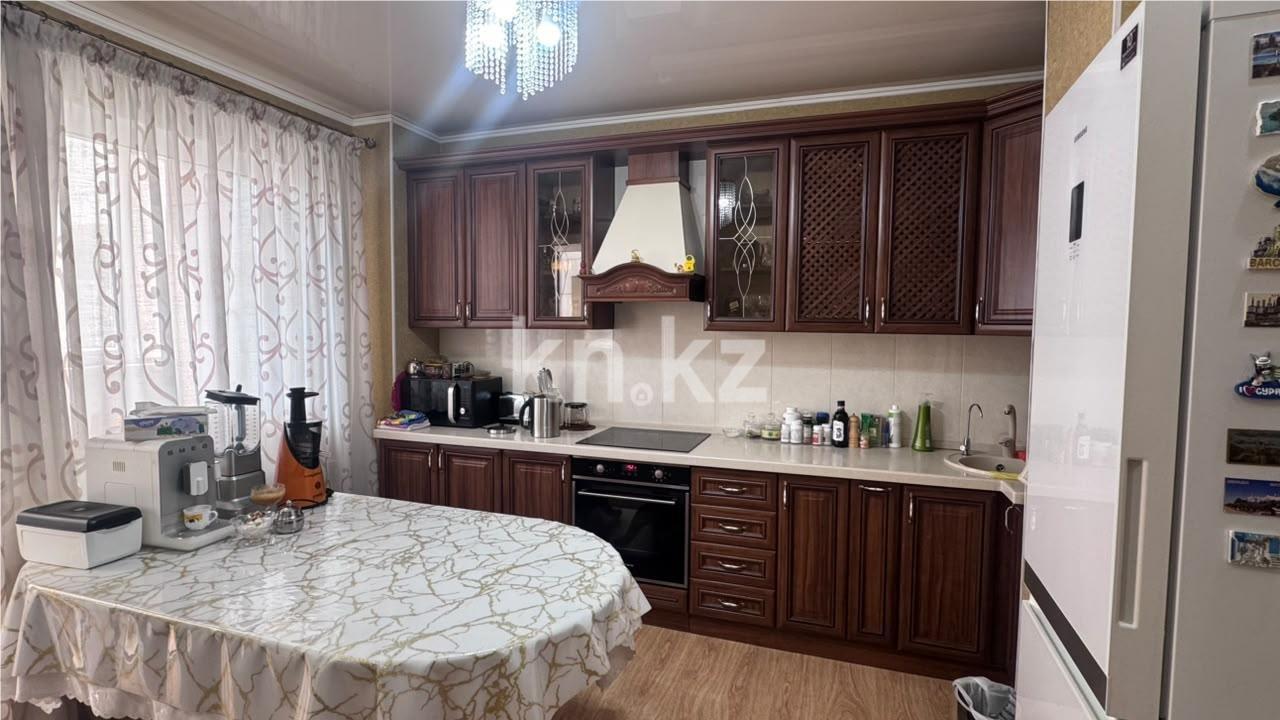 Продажа 3-комнатной квартиры, 89 м² в Караганде