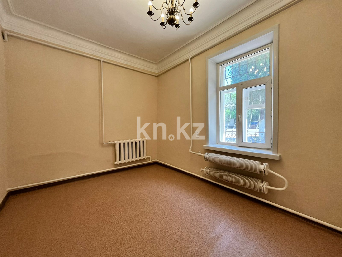 Аренда 5-комнатного дома, 145 м², пр. Бухар-жырау - Аренда домов в Караганде фото 5 из 21