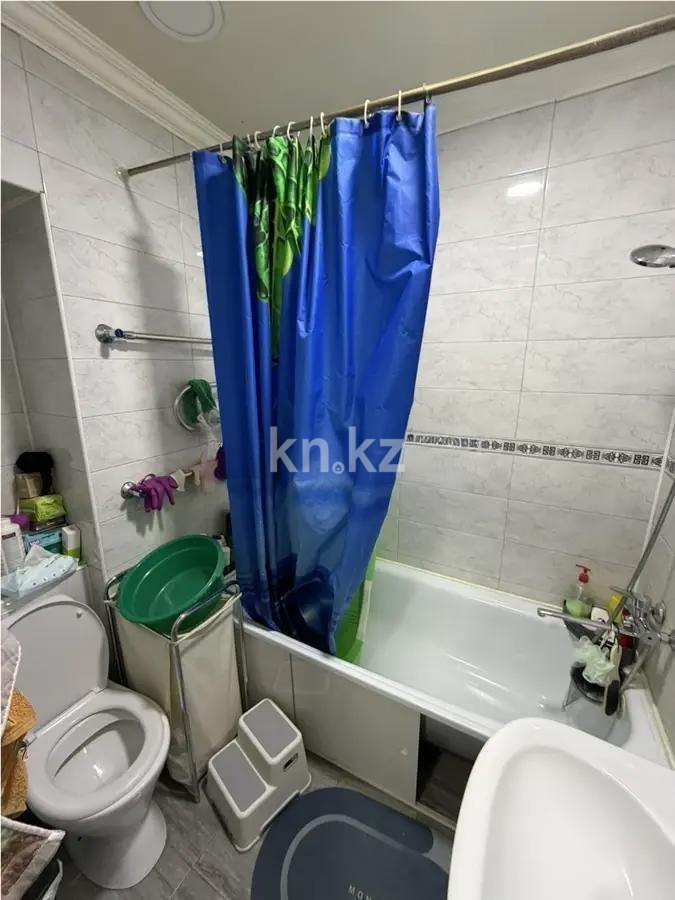 Продажа 2-комнатной квартиры, 44 м², мкр-н Аксай-5, дом  25 в Алматы - фото 3