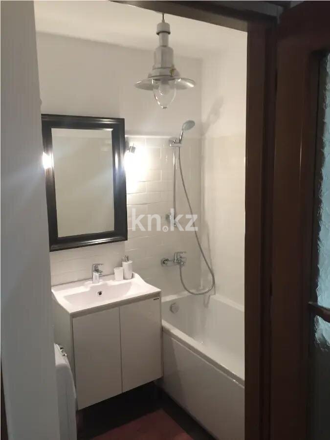 Продажа 1-комнатной квартиры, 41 м² в Алматы - фото 4