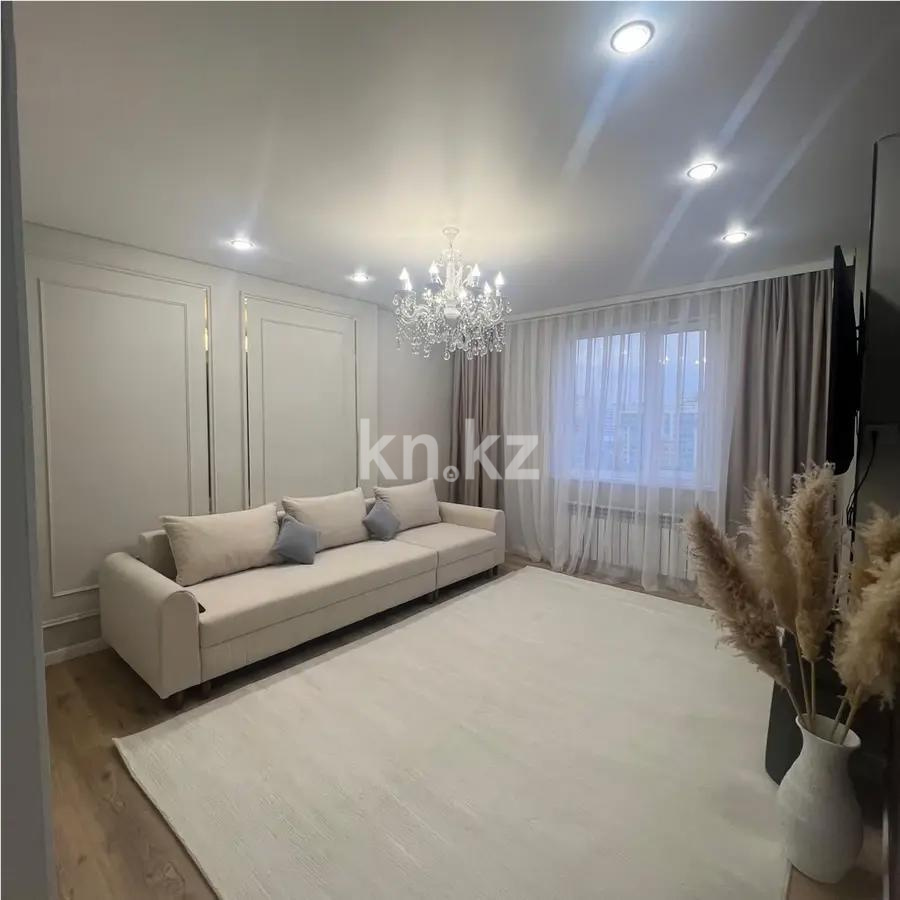 Продажа 3-комнатной квартиры, 94 м², ул. Е-15, дом  9/2 - Продажа  трехкомнатных квартир в Астане без посредников с фото фото 1 из 5
