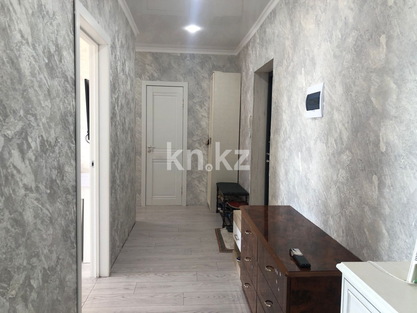 Продажа 2-комнатной квартиры, 68 м², ул. Момышулы, дом  26/3 - Продажа  двухкомнатных квартир в Караганде фото 11 из 18