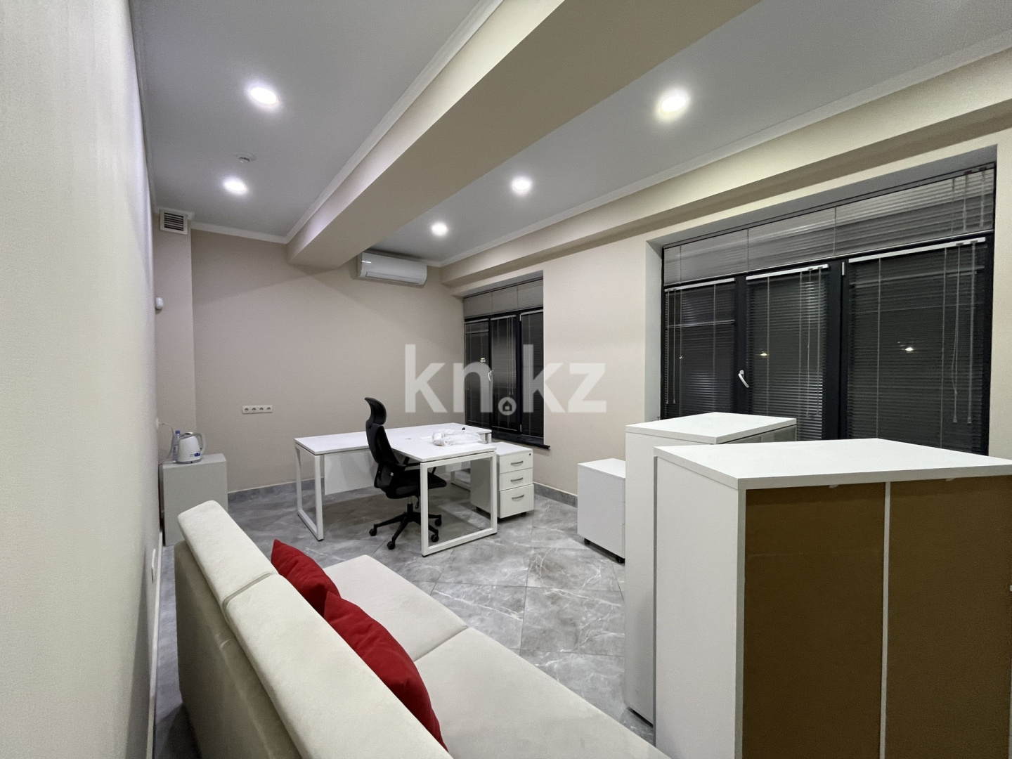 Аренда помещения - Аренда офисных и торговых помещений в Алматы в Бостандыкском р-не фото 3 из 19