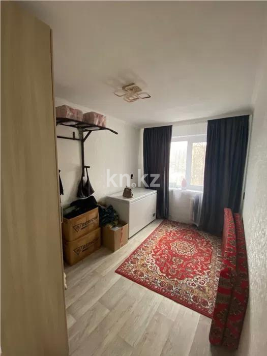 Продажа 3-комнатной квартиры, 58 м², 12 мкр., дом  36 в Караганде - фото 3