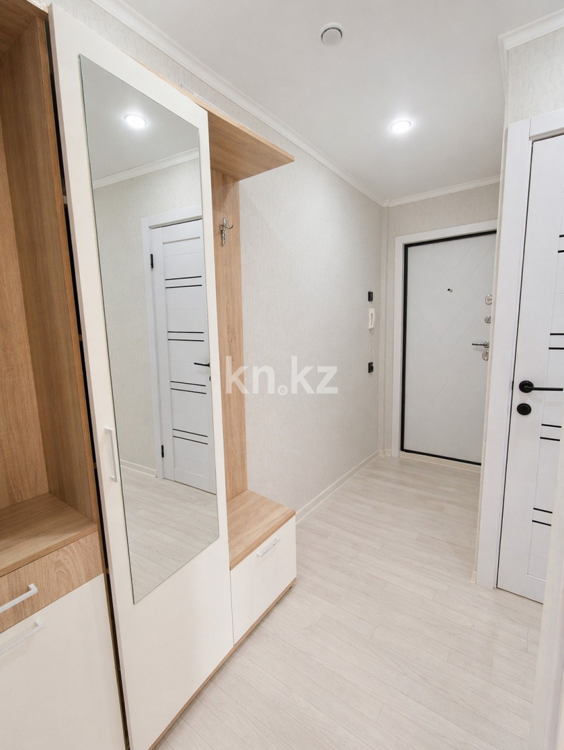 Продажа 3-комнатной квартиры, 48.1 м² - Продажа квартир в панельном доме в Уральске фото 14 из 16