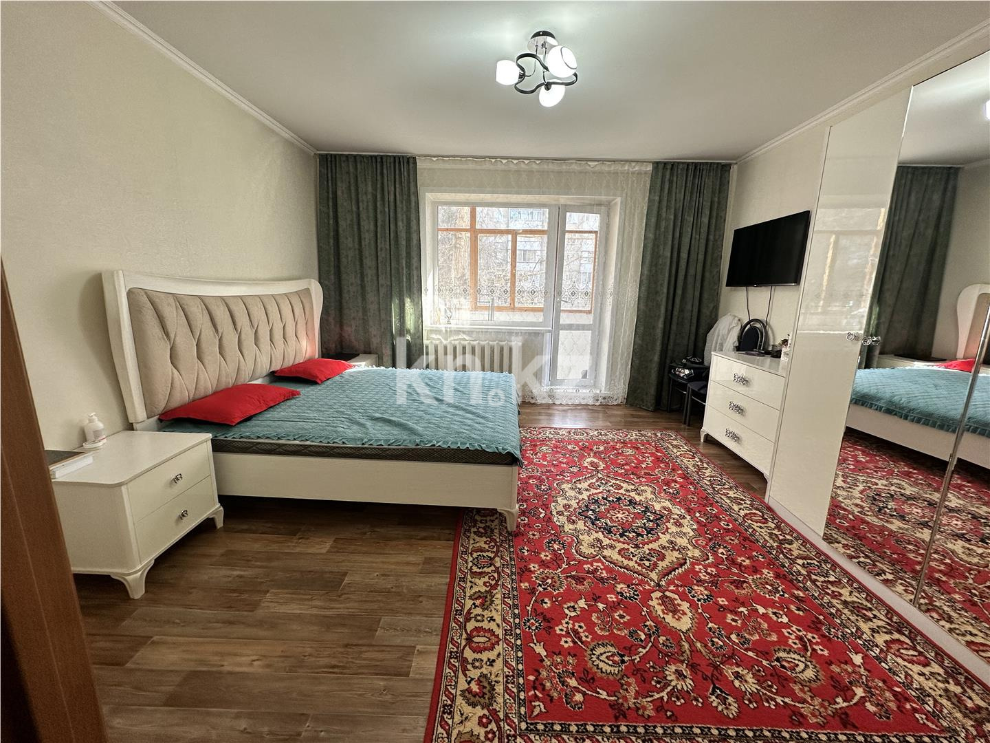 Продажа 1-комнатной квартиры, 41 м², мкр. Степной-4, дом  27 - Продажа  однокомнатных квартир в Караганде с фото фото 1 из 10
