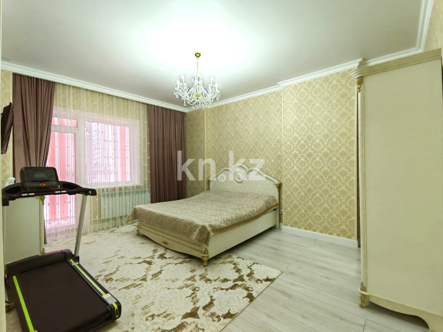 Продажа 4-комнатной квартиры, 109 м², пр. Шахтеров, дом  52б - Продажа  четырехкомнатных квартир в Караганде фото 5 из 40