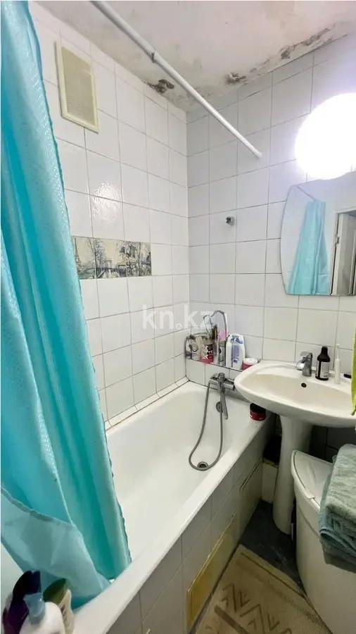 Продажа 4-комнатной квартиры, 72.8 м², мкр-н 4, дом  19 в Алматы - фото 5