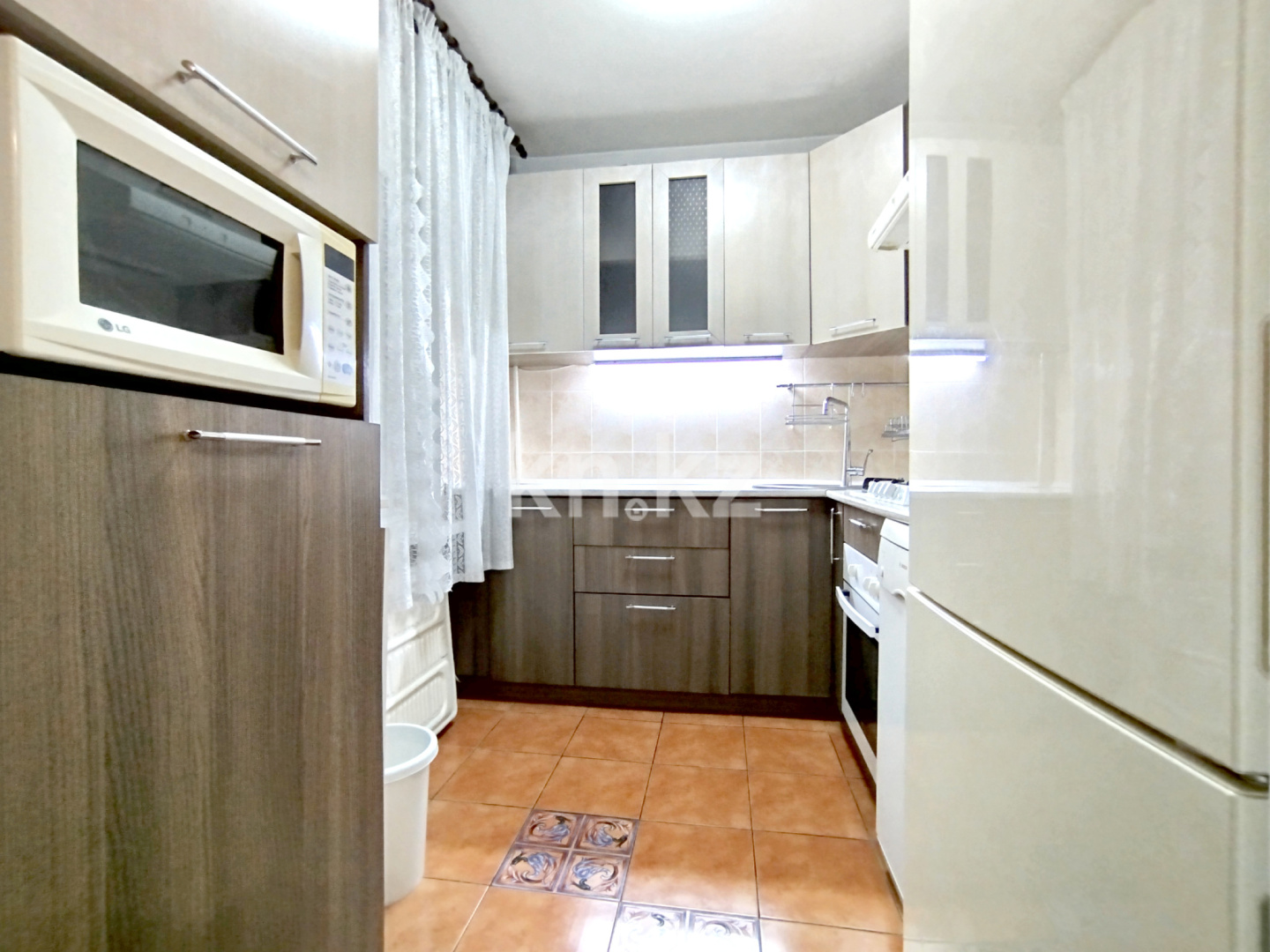 Аренда 3-комнатной квартиры, 65 м², ул. Байтурсынова - Аренда  трехкомнатных квартир помесячно в Алматы фото 8 из 13