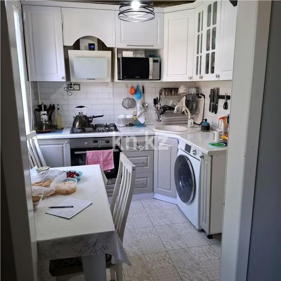 Продажа 2-комнатной квартиры, 45.8 м², мкр-н 10, дом  13 - Продажа  двухкомнатных квартир в Алматы без посредников с фото фото 3 из 4