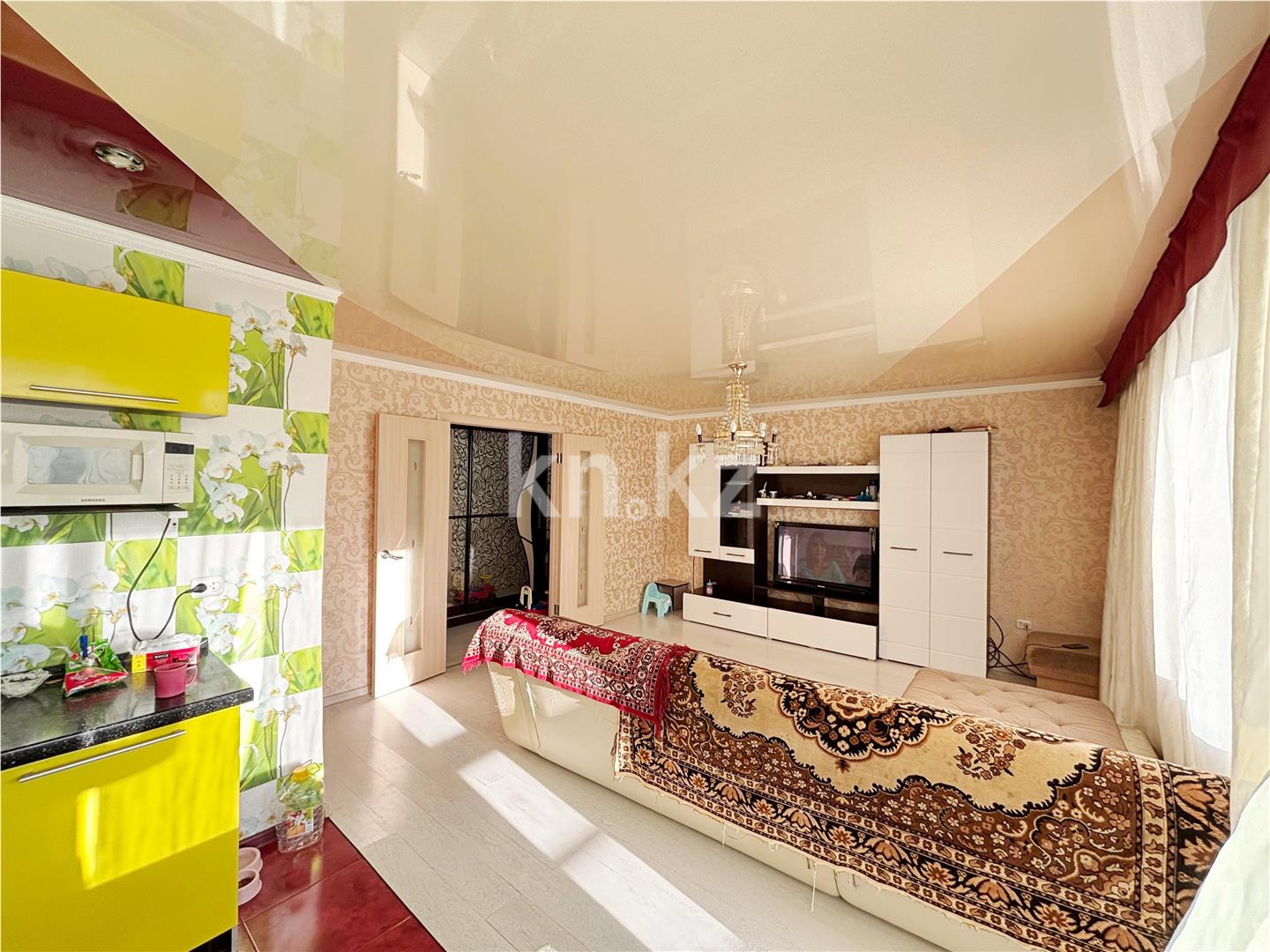 Продажа 3-комнатной квартиры, 79 м², ул. Гапеева, дом  1 - Продажа  трехкомнатных квартир в Караганде с фото фото 2 из 12