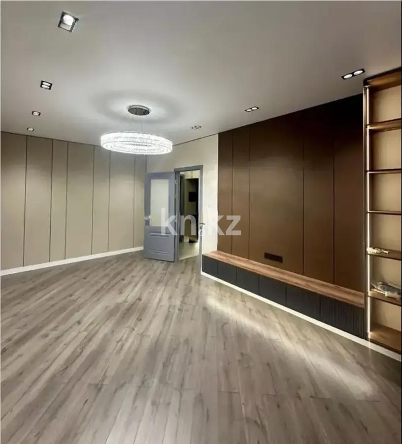 Продажа 2-комнатной квартиры, 70 м² в Алматы