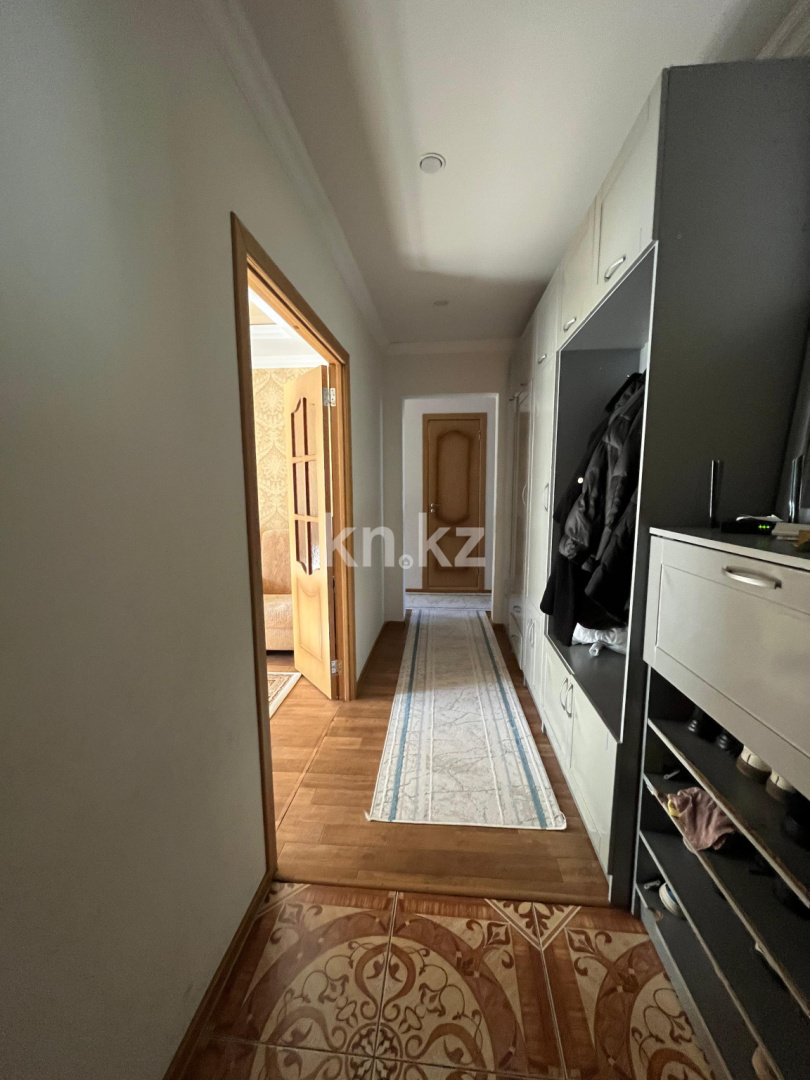 Продажа 4-комнатной квартиры, 81.3 м², мкр-н Степной-1, дом  5/49 - Продажа  четырехкомнатных квартир в Караганде фото 2 из 10