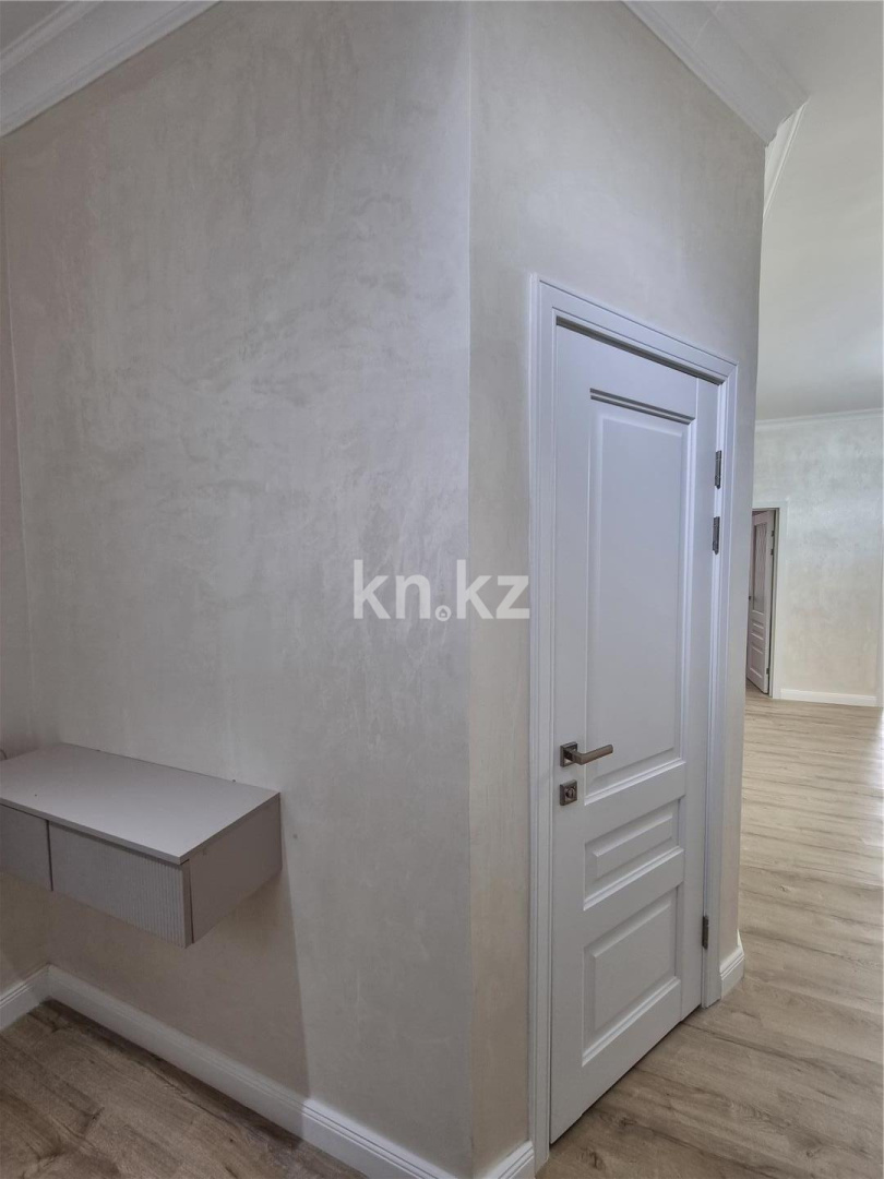 Продажа 4-комнатной квартиры, 120 м², ул. Дюсембекова - Продажа  четырехкомнатных квартир в Караганде фото 20 из 28