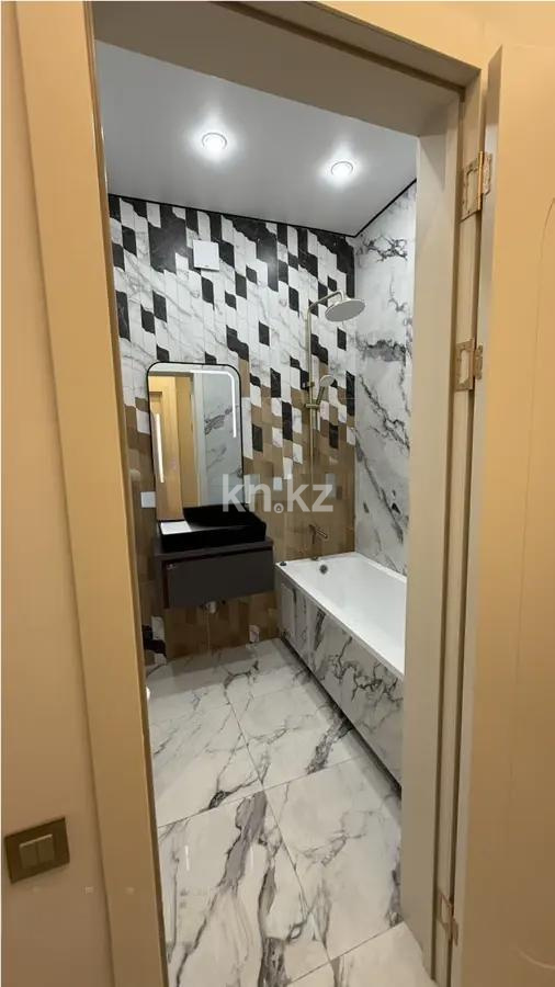 Продажа 1-комнатной квартиры, 40 м², пр. Тауелсыздык, дом  25/2 в Астане - фото 3