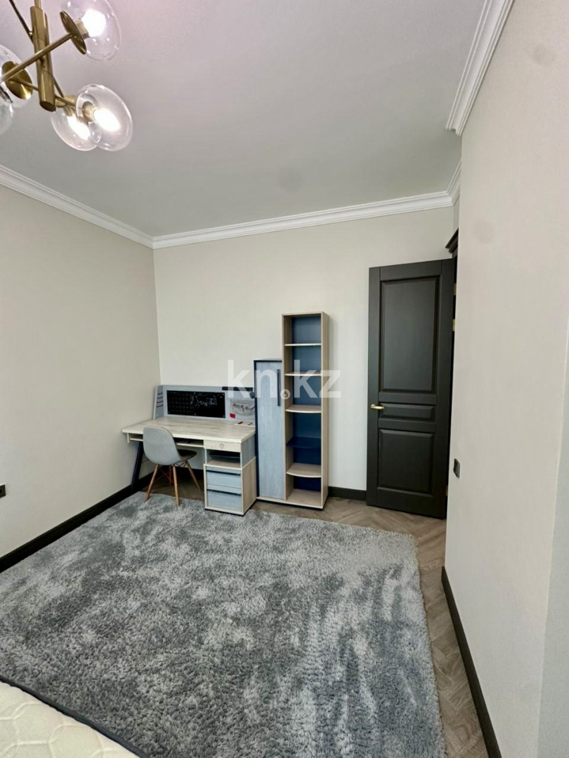 Продажа 4-комнатной квартиры, 170 м² - Продажа четырехкомнатных квартир от собственников в Астане - страница 13 фото 23 из 40