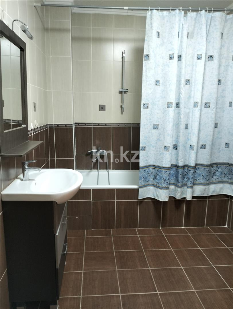 Продажа 2-комнатной квартиры, 91.3 м², ул. Кенесары в Астане - фото 5