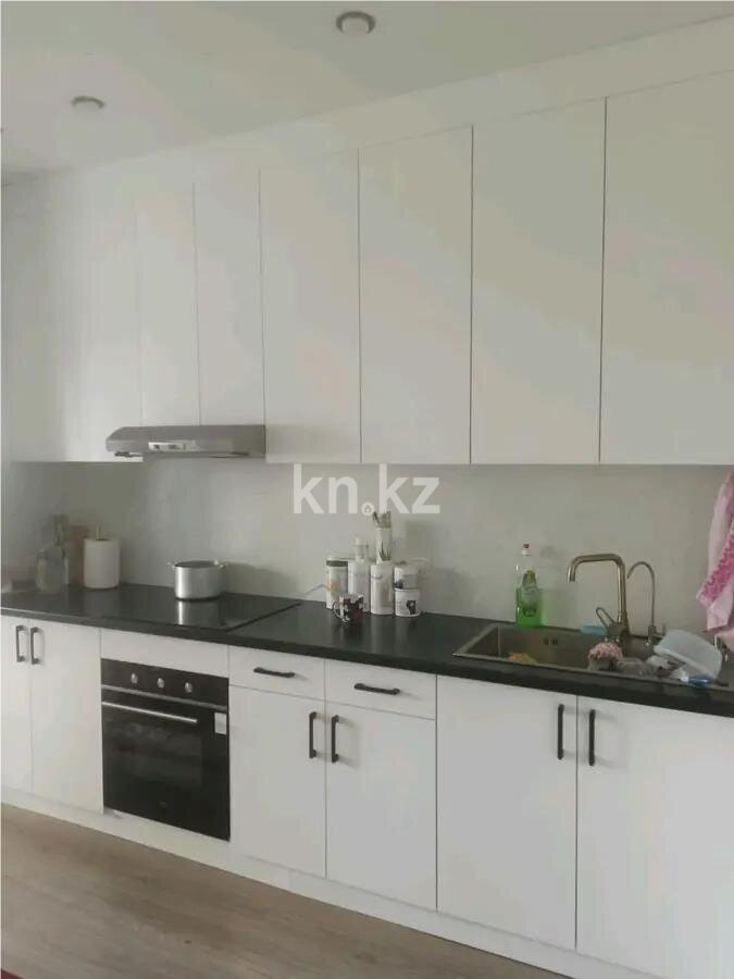 Продажа 2-комнатной квартиры, 75 м² в Астане