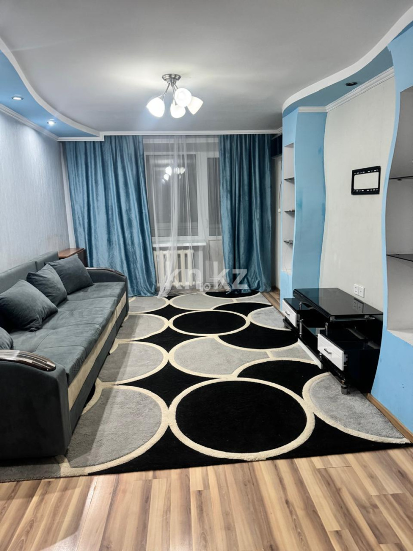 Аренда 3-комнатной квартиры, 59 м² - Аренда квартир помесячно в Караганде фото 1 из 12